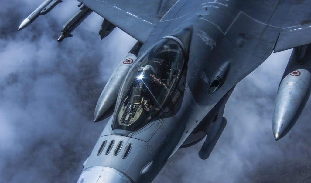 BogiDope, F-16 completing air refueling