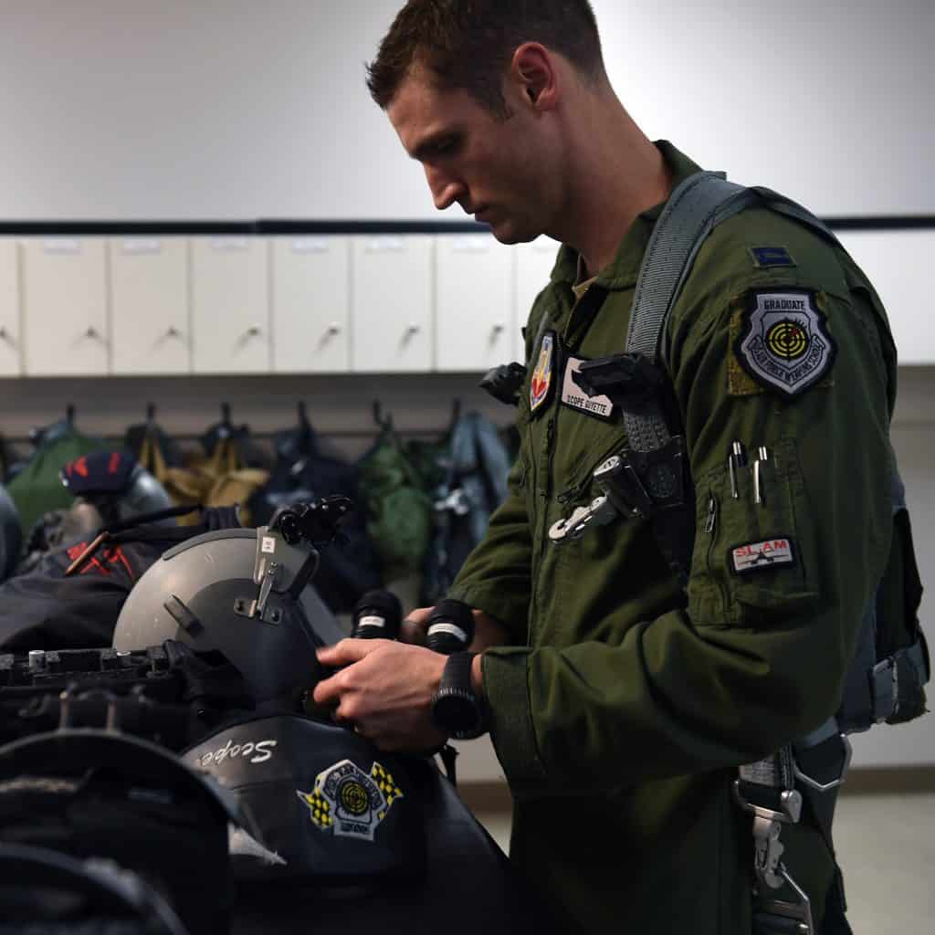 usaf fighter pilot uniform