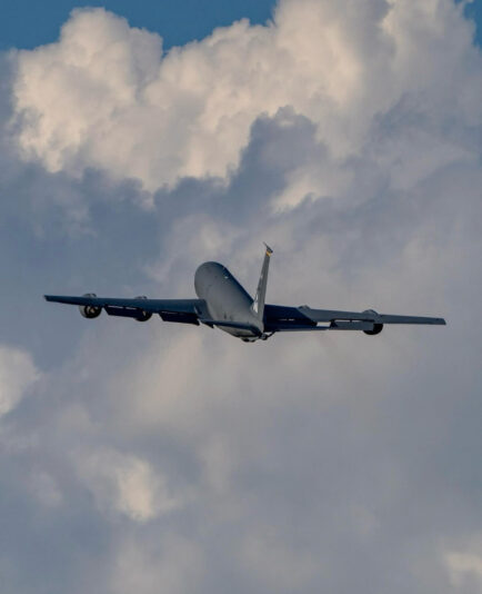 E7B4ACFF-DFD3-4B69-95BD-855984D48E1B