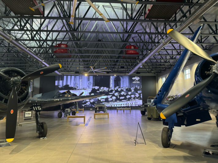 4B266F5E-5489-4A0E-A8AE-5DE7E8D3C5BA